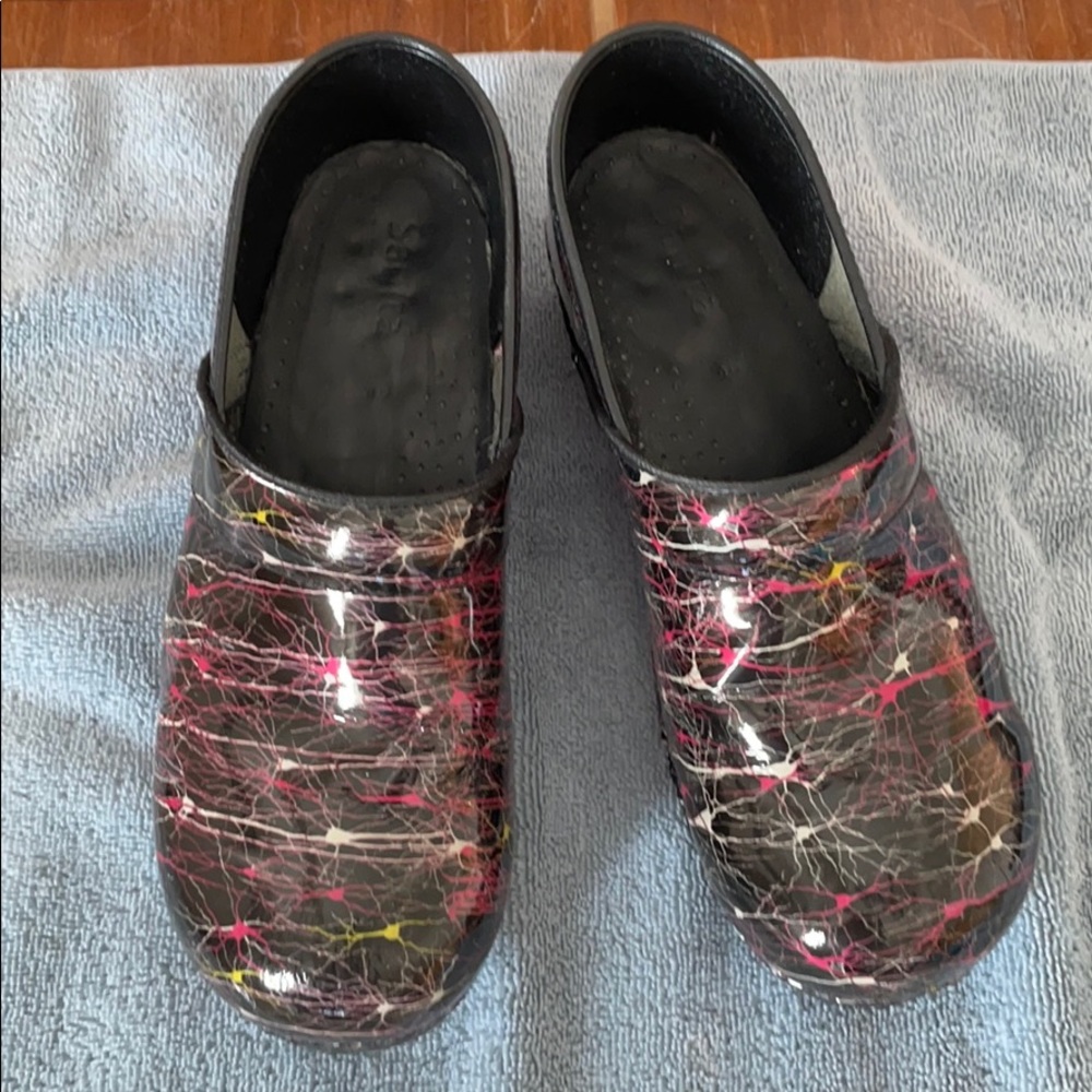 Sanita clogs